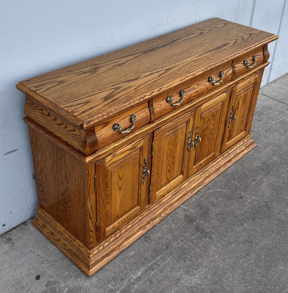 Solid Wood Sideboard/Dresser