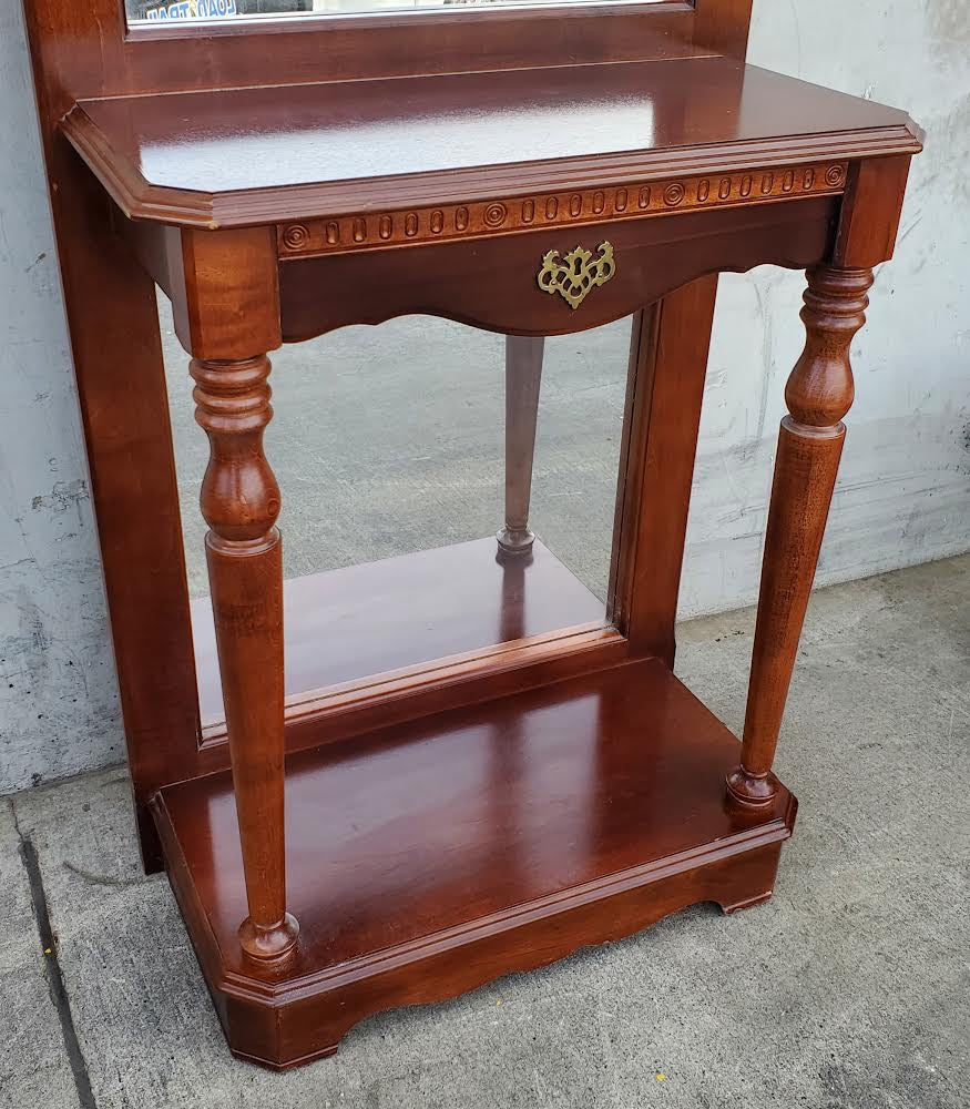 Pulaski mahogany vintage solid wood entry/hallway tree with mirror and hat rack