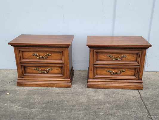 nightstands/ end/ side tables (2)