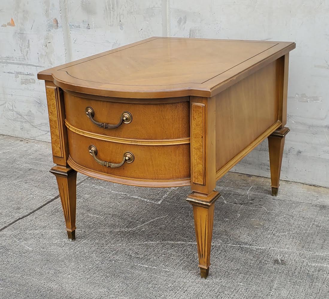 Bassett side/end table 1 drawer