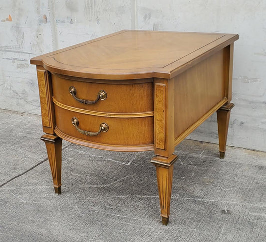 Bassett side/end table 1 drawer
