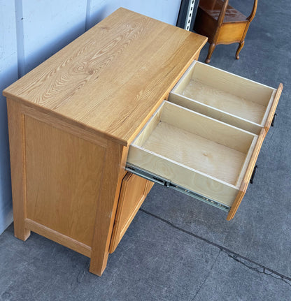 Light wood sideboard/ buffet cabinet