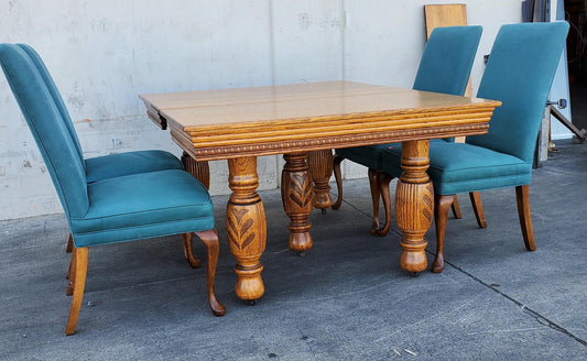 Dining Table with 4 blue chairs and 2 leaves