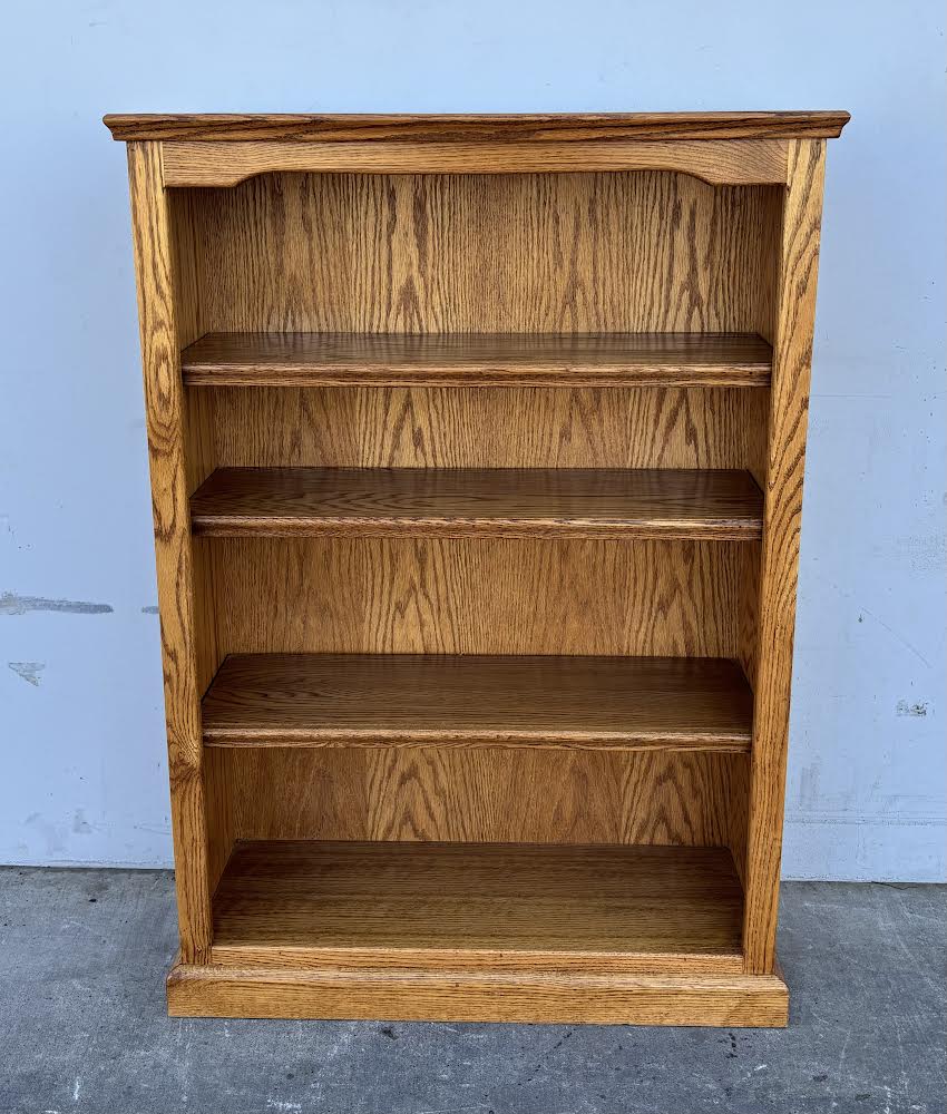 Antique Oak Bookcase/ bookshelf short