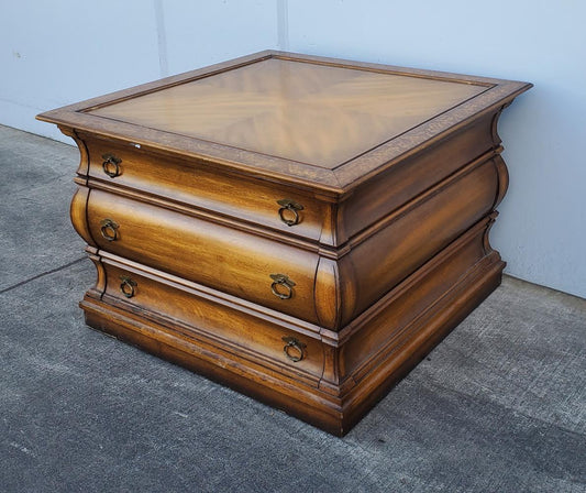 Weiman wood antique end/side table
