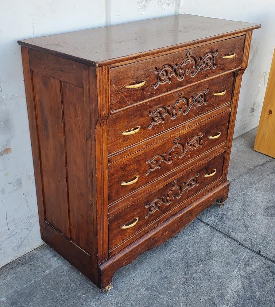 antique/vintage dark wood carved dresser /commode/chest of drawers
