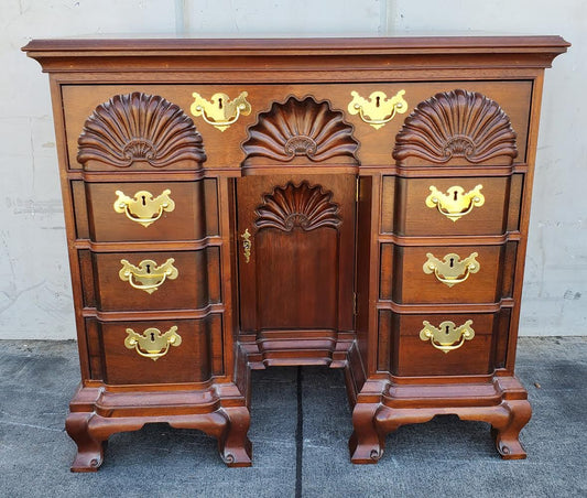 Solid mahogany block front chippendale style chest of drawers/dresser