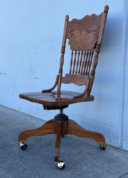Antique Pressed Back Oak Steno Chair