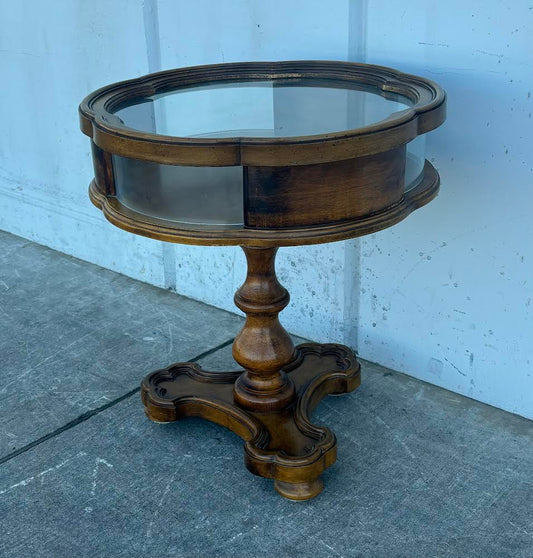 Vintage Vitrine Coffee Table end/side