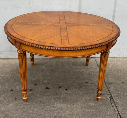 ANTIQUE FRENCH ROUND TABLE