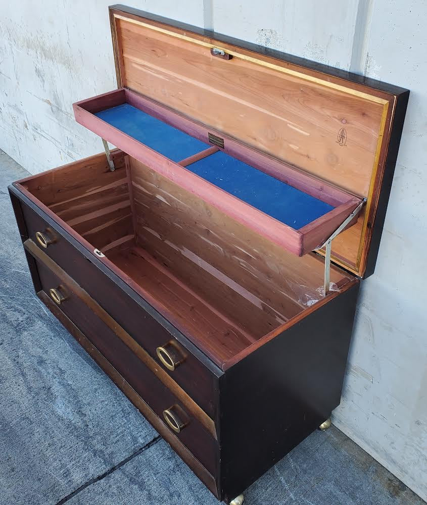 Cavalier trunk/chest dark wood antique/vintage