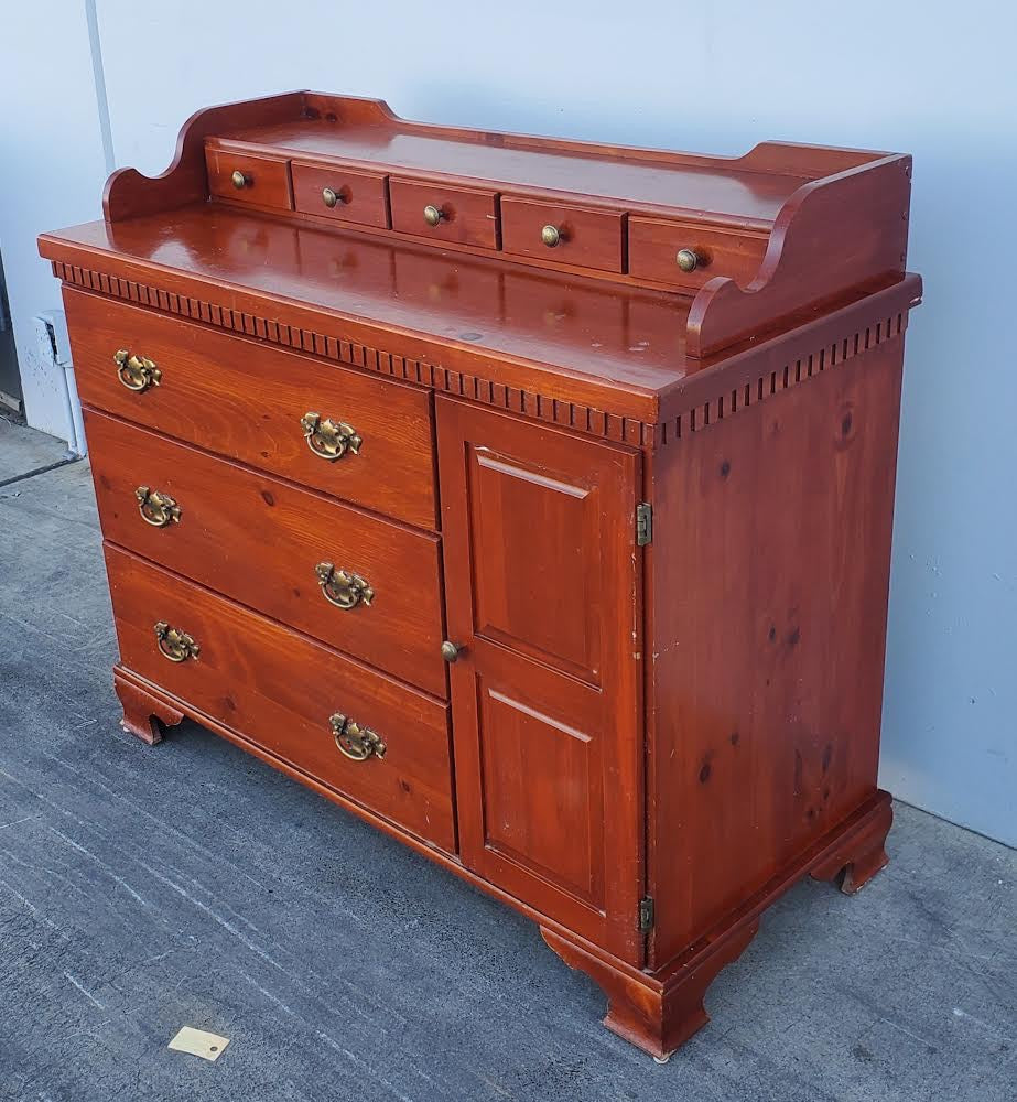 mahogany dresser/ chest if drawers/ sideboard server antique/ vintage