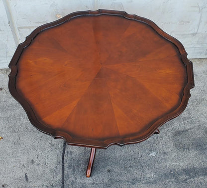 Bombay side/end table dark wood