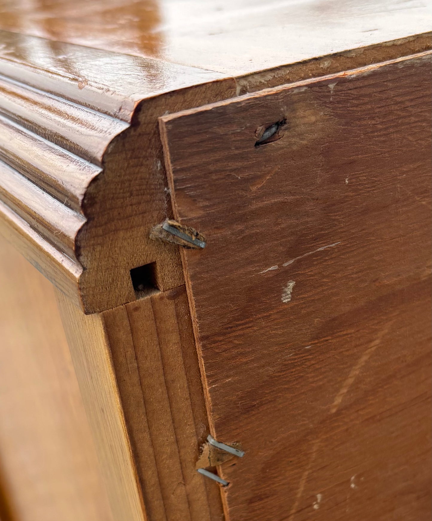 Dresser/ chest of drawers