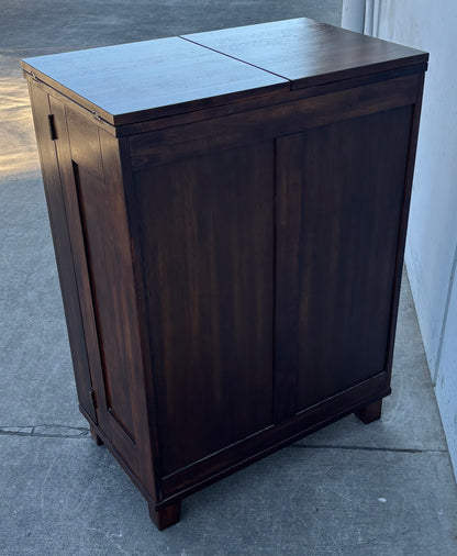 Dark wood buffet/ server cabinet