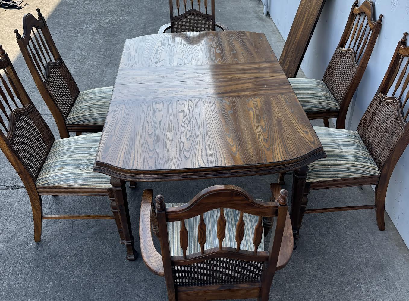 Antique Dining Table with 6 Chairs