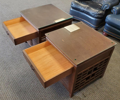Yashio Japanese / Chinese/Asian (2) nightstands/end/side tables