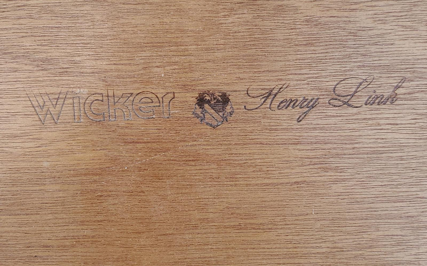 Wicker Henry Link white desk