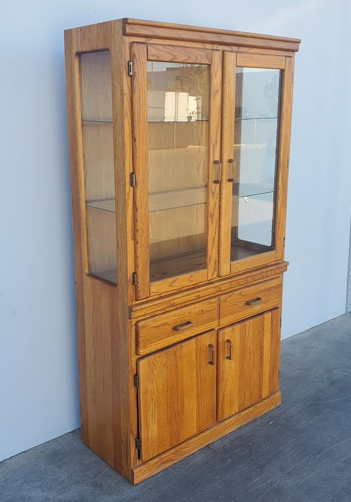 light wood/honey China display cabinet