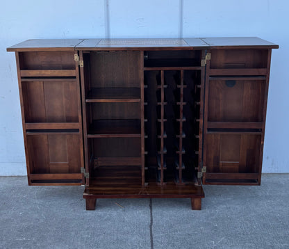 Dark wood buffet/ server cabinet