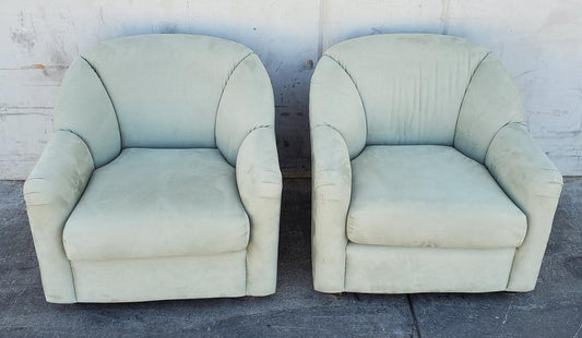 green (2) armchairs