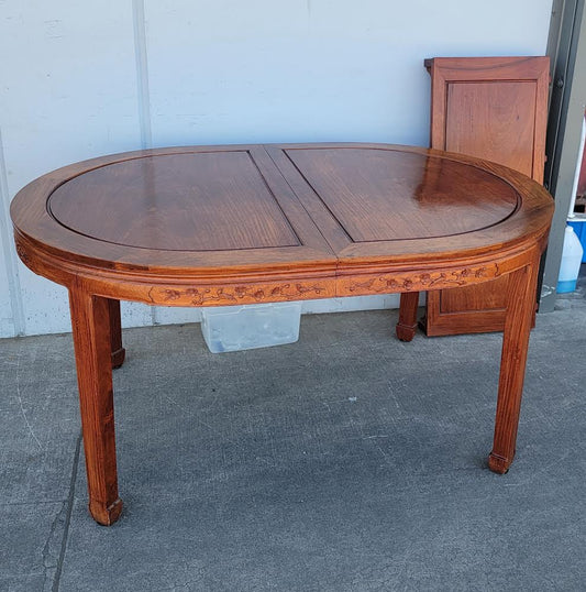 Round dining table with leaf