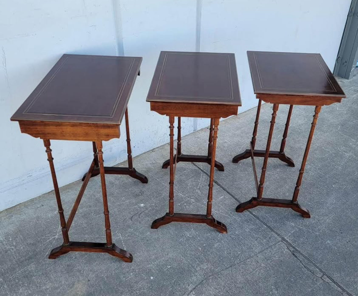 Nesting end/side tables (3) antique/ vintage
