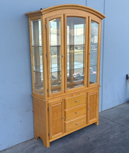 Light wood display china cabinet ( no light)