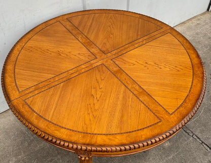 ANTIQUE FRENCH ROUND TABLE