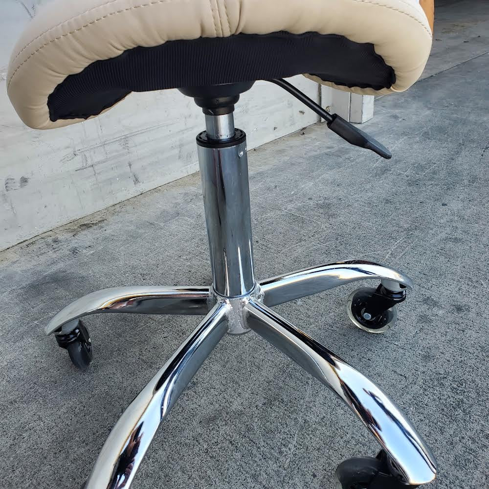 Dr lomilomi rolling saddle seat salon/clinic stool