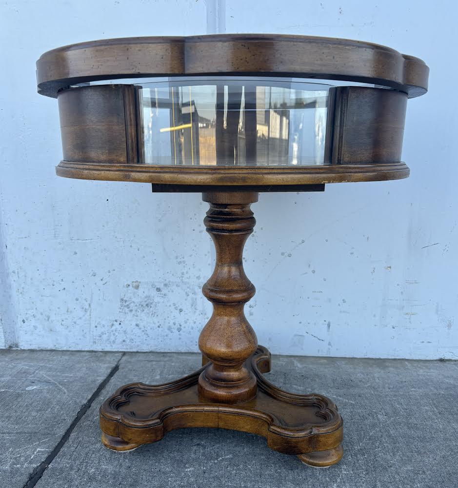 Vintage Vitrine Coffee Table end/side