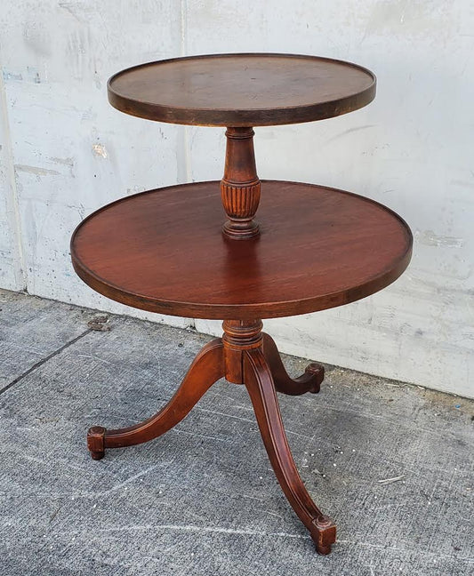 Mersman Two tiered round end/side table