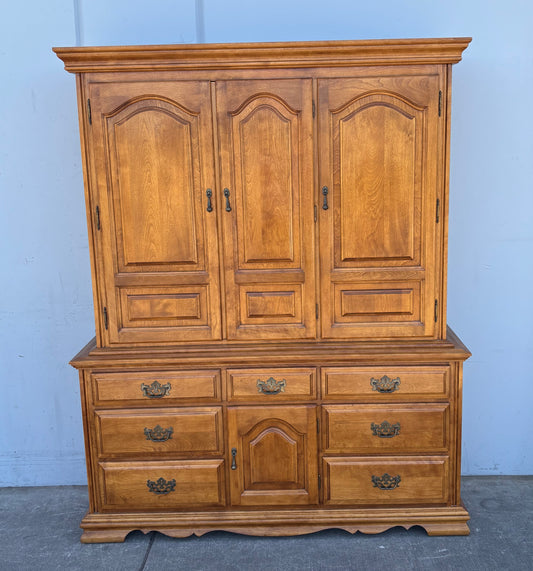 Solid Wood Hutch cabinet