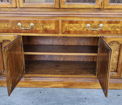 China cabinet hutch