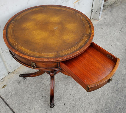 Coventry Manor Line round end/side table with drawer