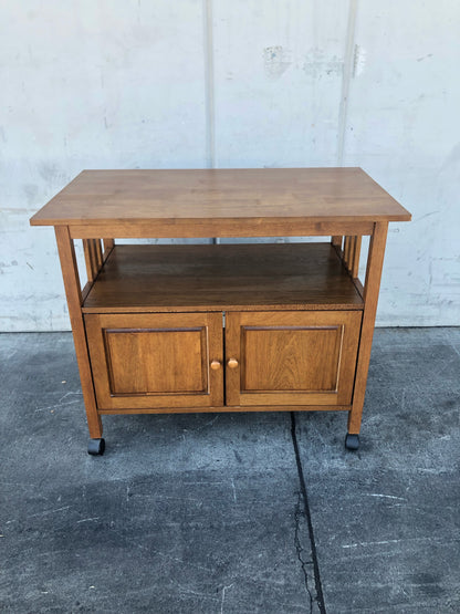 end/side table on wheels