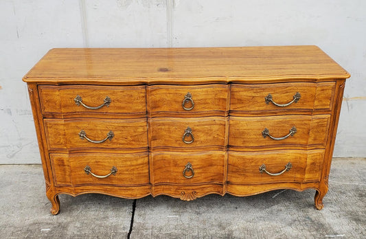 Davis dresser/sideboard/buffet