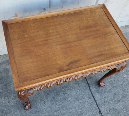 Queen Anne style end/side table