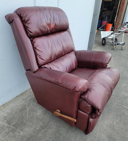 Mahogany leather recliner armchair la-z- boy style