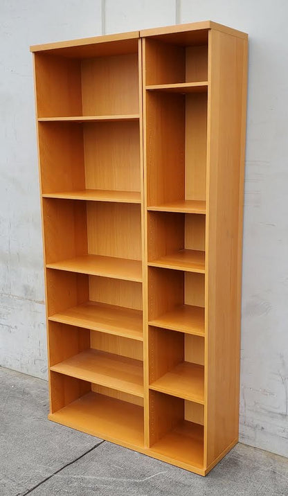 Light Wood double bookcase/bookshelf