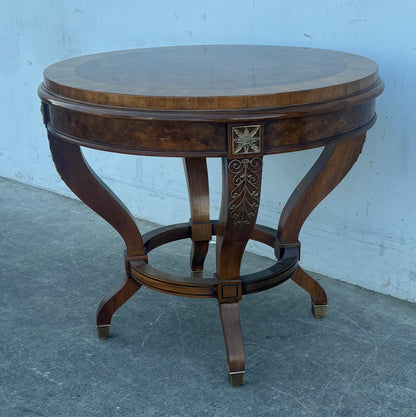 Karges end/ side table round