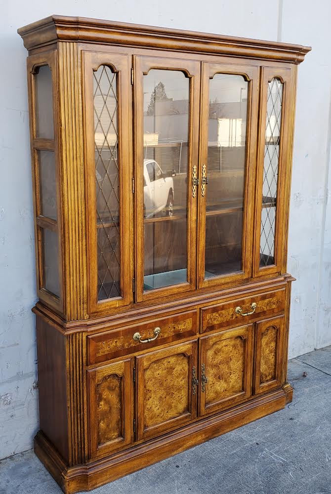 China cabinet hutch