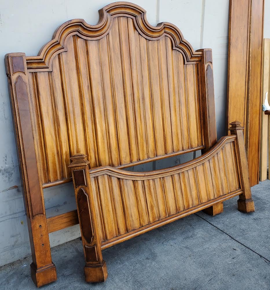 Queen size bed frame wood