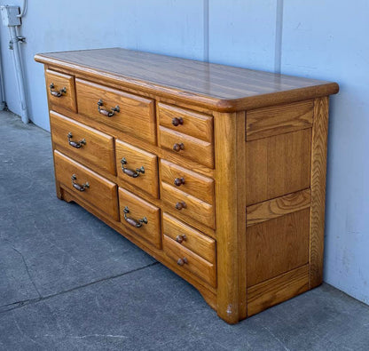 Bassett Vintage Wood Dresser