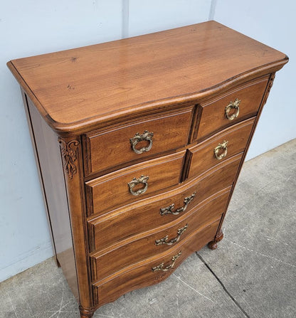 Drew highboy dresser/ chest of drawers vintage/ antique