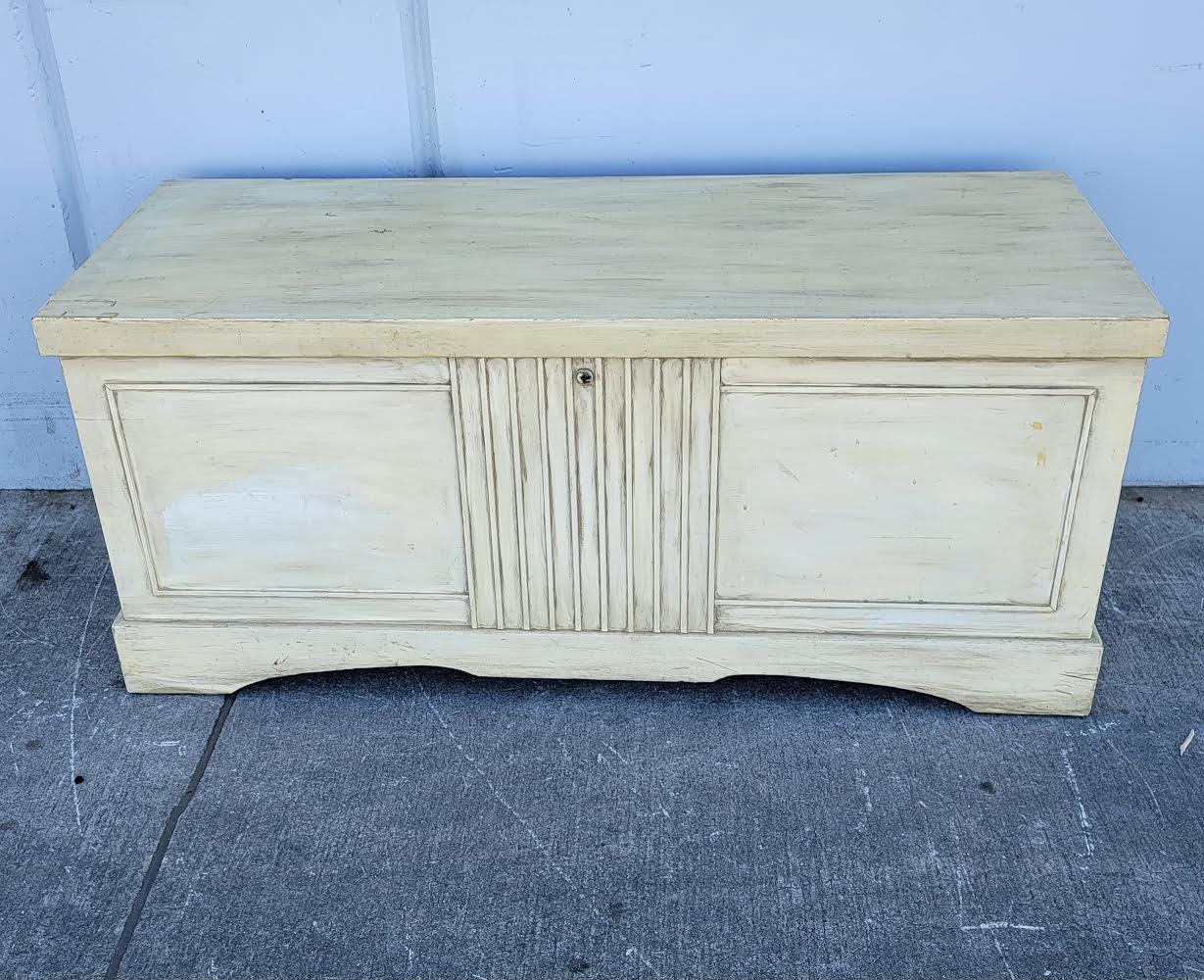Blonde/light wood chest/trunk lane