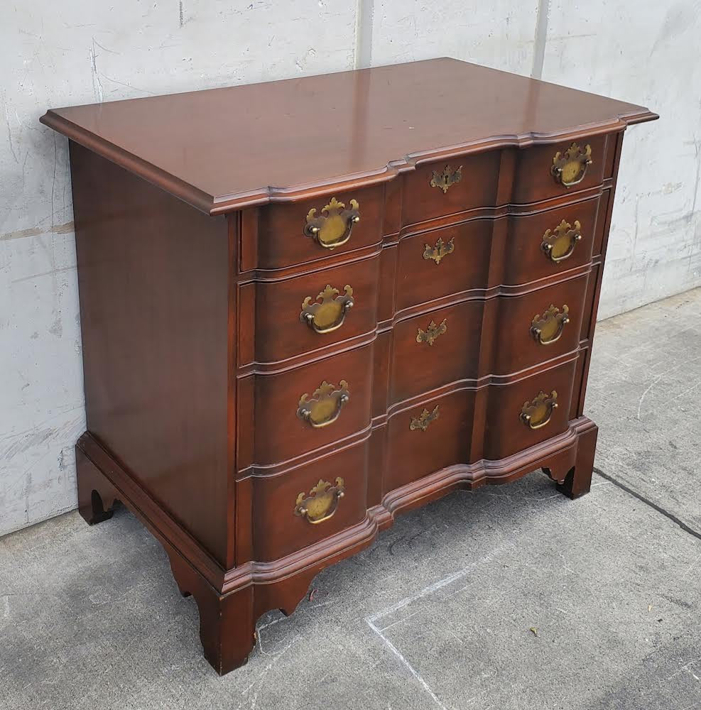 block front dresser/chest of drawers antique/vintage dark wood