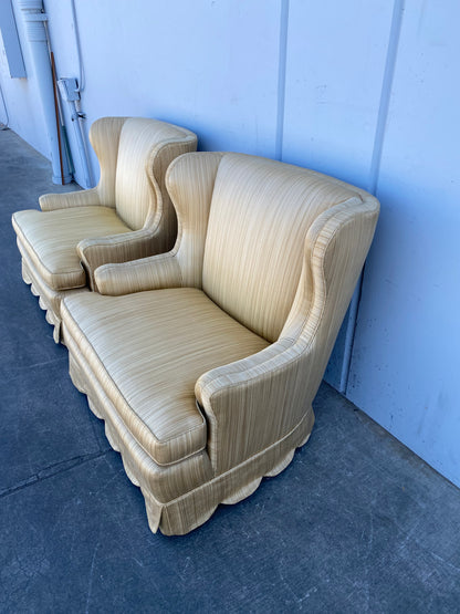 Beige/ tan/ cream antique/vintage armchairs set (2)