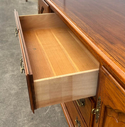Thomasville Fisher Park Collection Buffet Dresser