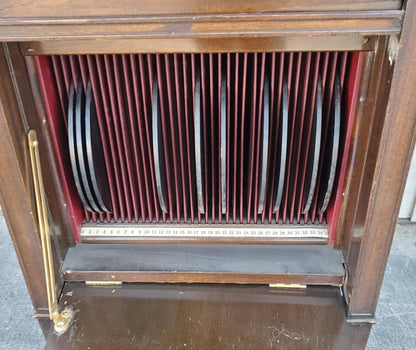 Edison disc phonograph antique/vintage